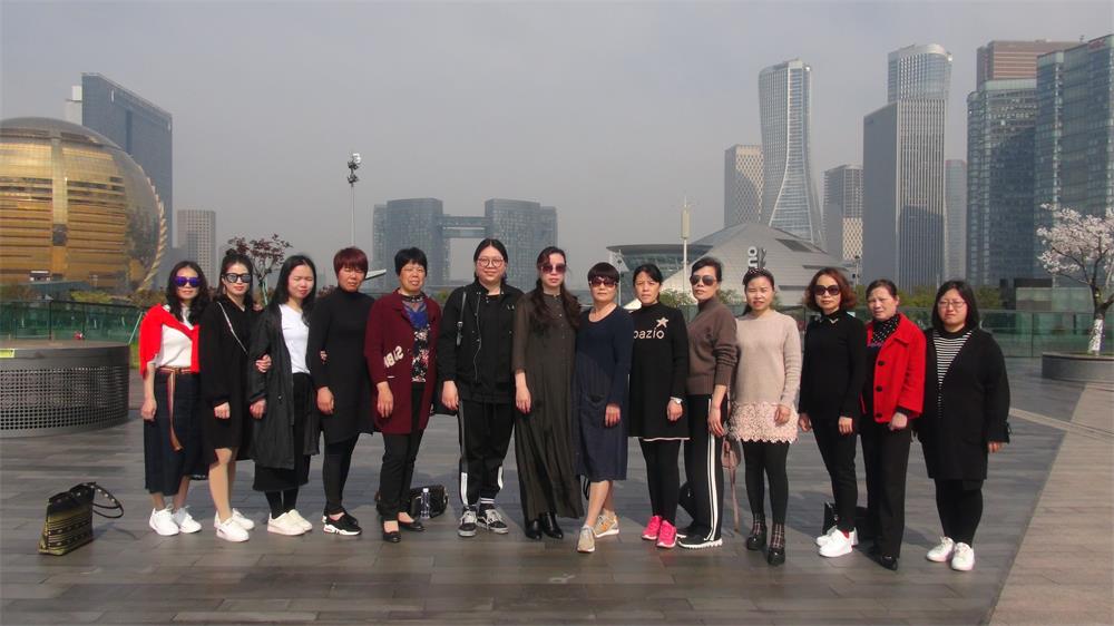 三·八婦女節(jié)公司組織杭州、烏鎮(zhèn)三日游