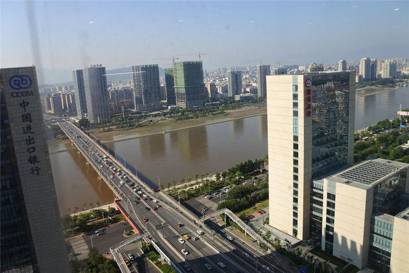 南平市建筑業(yè)協(xié)會(huì)對(duì)福建易順建筑工程有限公司福州分公司進(jìn)行走訪(fǎng)